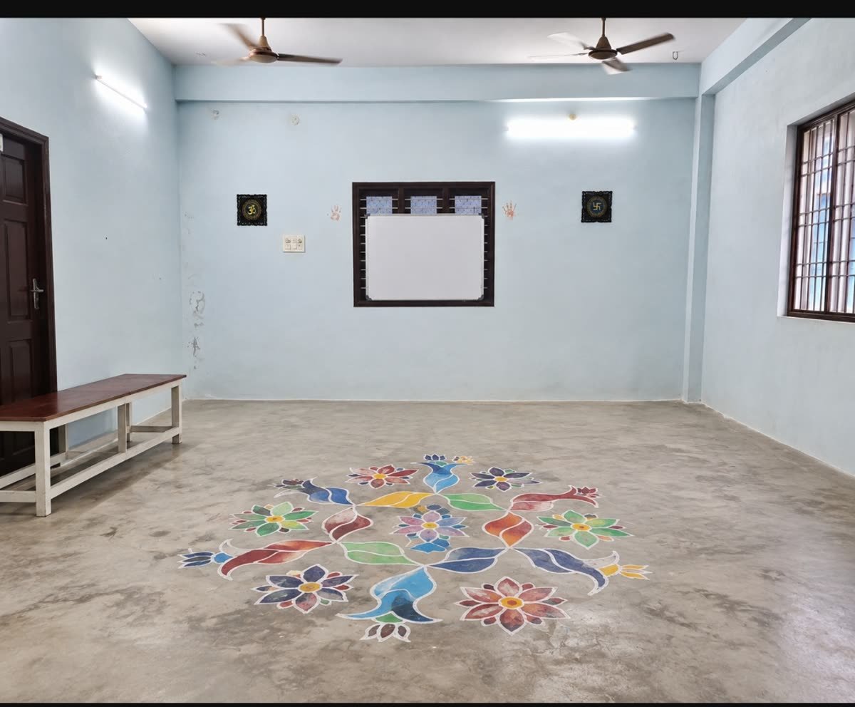 A classroom at HYRA Academy, Bangarupalyam